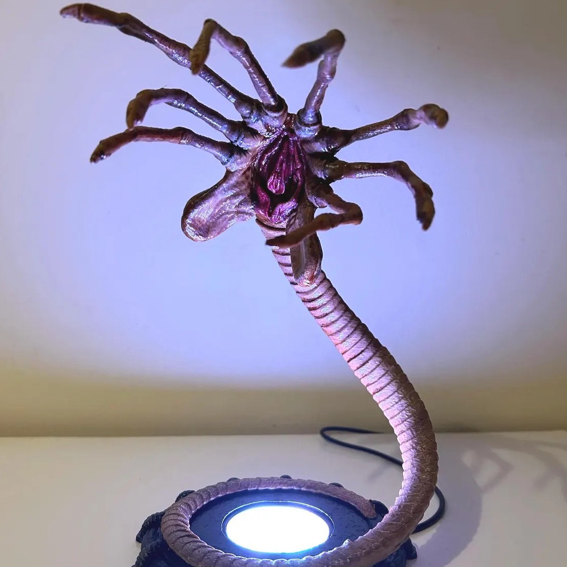 Alien Facehugger Lampe Nachtli – Home Decor Light Bewertung und Preis